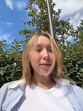 -NaughtyAngel-