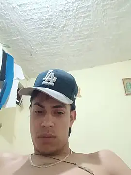 TitanMedina webcam