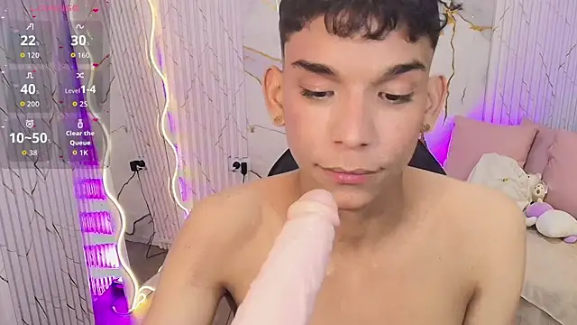 ANGELIC_TAY webcam