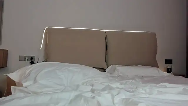 YunaNyx webcam