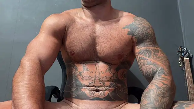 Mr_YourGod webcam