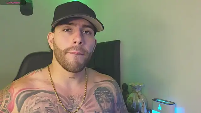 Ades_Lowe webcam