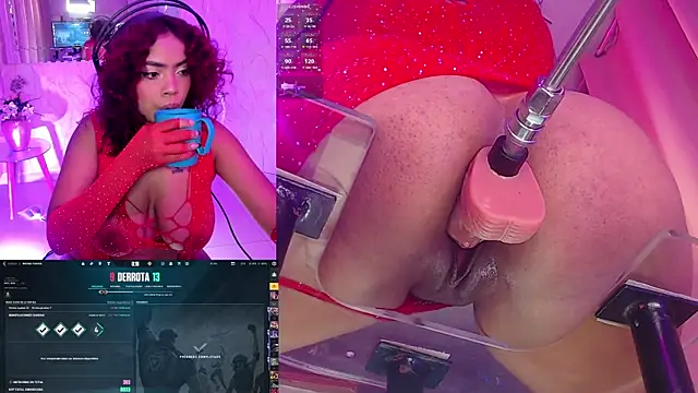 NinaCapelli webcam
