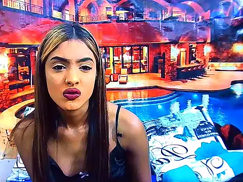 IndianPretty14u2Luv webcam