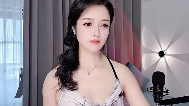 Momo-Wow