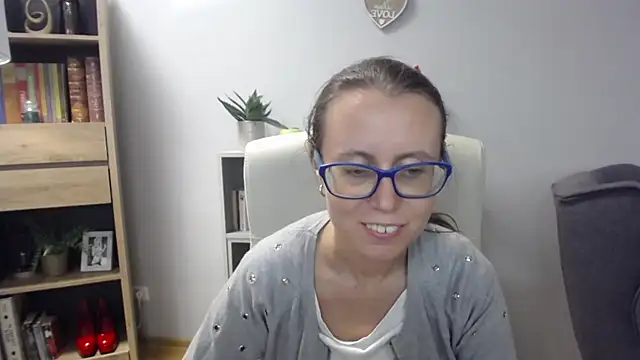 sweetxLizzy live cam on StripChat