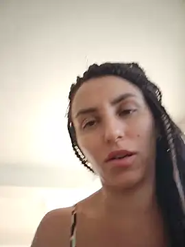 Izabella_Bella live sex cam