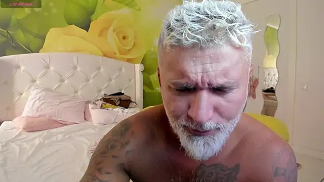 BlowMyXXL webcam