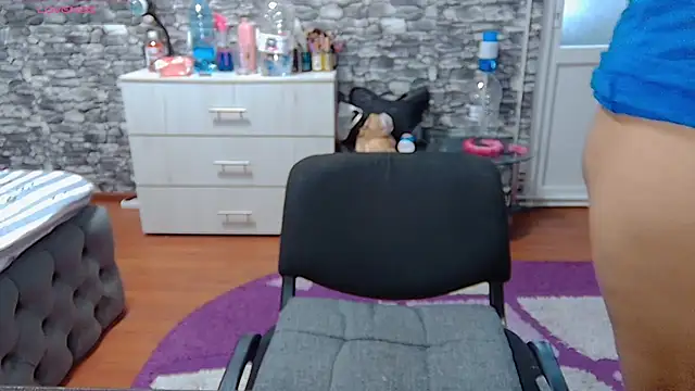 _Mari____ webcam