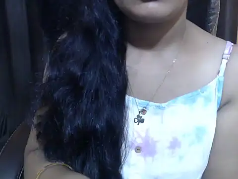 Kudi_Kiyara webcam