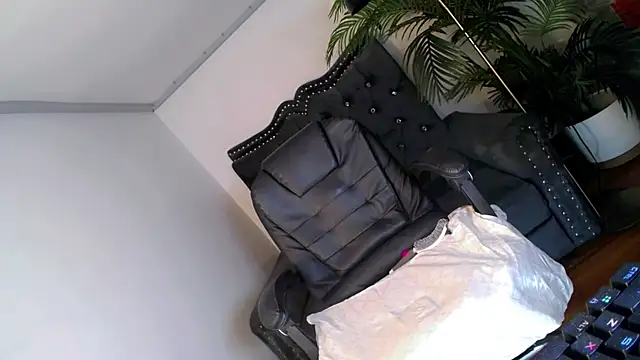 Venomous_Carryl webcam