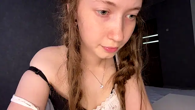 Emily_Mur_ webcam