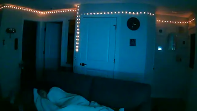 Queenemerald webcam