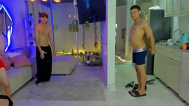 Houseofwarrios webcam