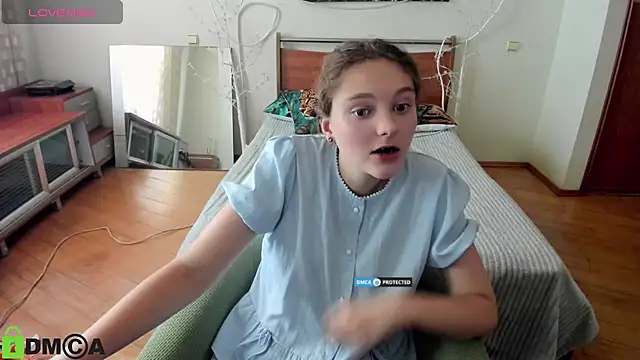 CordeliaJones webcam