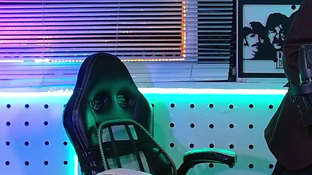 Godofcumxxx webcam
