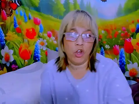 indianroxy webcam