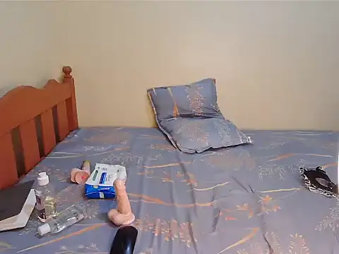 Luna_en_Gee webcam