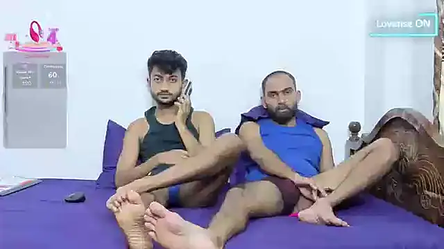 DesiDaddyandSon webcam