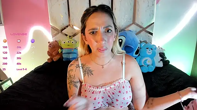 Amanda_klaire webcam