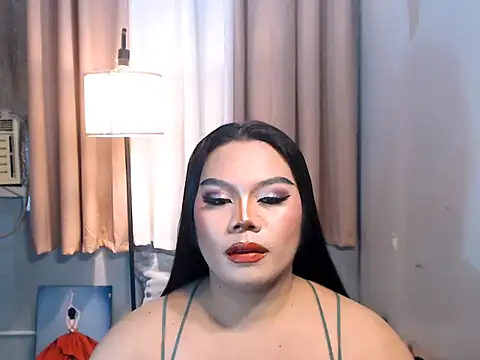TSbrianaHugeCock webcam