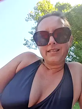 Hot_Milf_Denise webcam