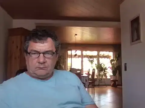 Nobbie444 live sex cam