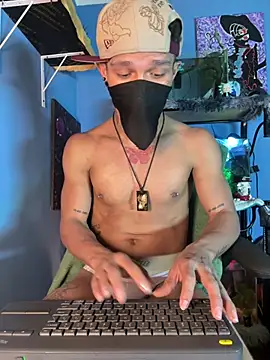 CRAZY-BOY99 webcam