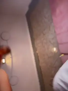 Hillary_Collins1 webcam