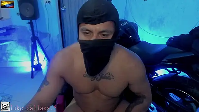 zeus_7777 webcam