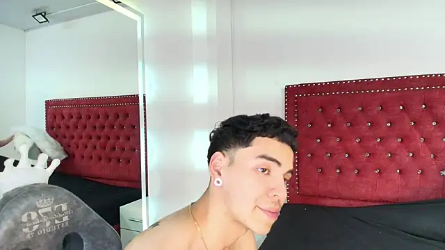 Jaden_and_sofia webcam