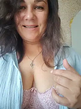 Susan8421 webcam
