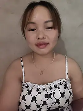 Mina_xYx webcam