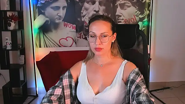 Charlotte_Hudson webcam