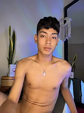 Lion_Boy18 webcam
