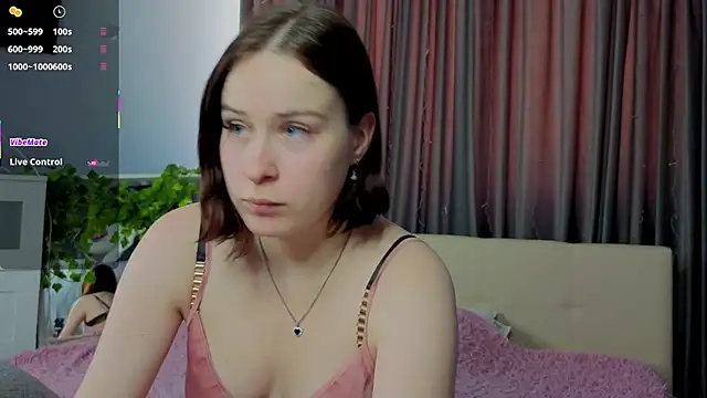 nelly_sweeti live sex cam