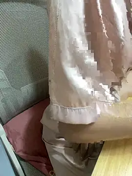 Mina048 webcam