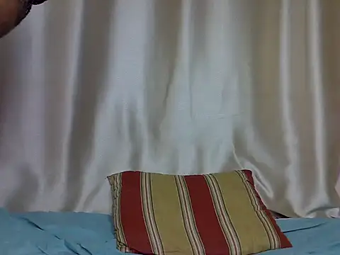 Lovet_drip webcam stripchat model stream image