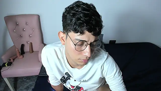 Benjamin_Buster webcam