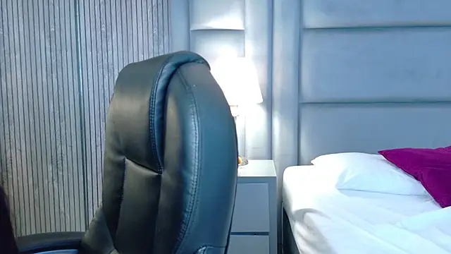 GabyMoreau webcam