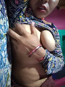 Monika_thakurr live cam on StripChat