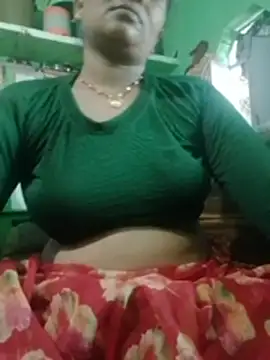 Shivani09900 webcam