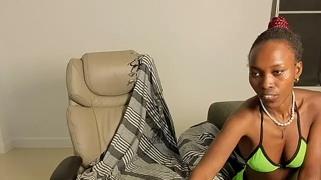 Anvessra live cam on StripChat