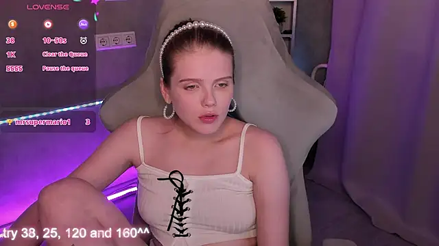 Alisa_Allison webcam