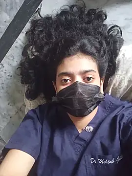 Gen-ZQueen9 webcam