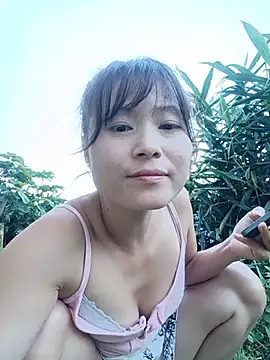 Linda-yiyi webcam