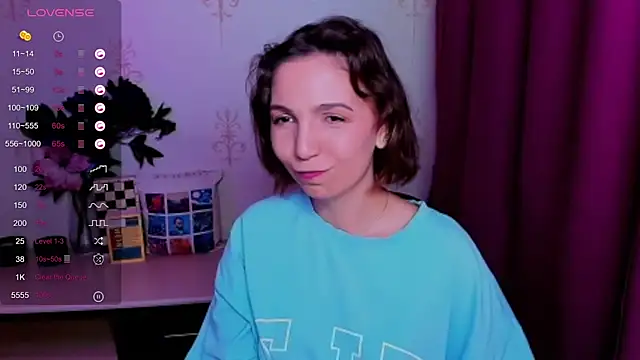 KindHazelHere_ webcam