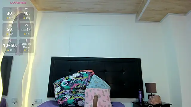 BustyGlow webcam