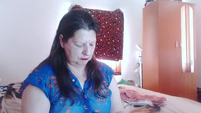 ExtasyMature webcam