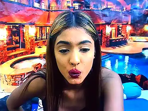 IndianPretty14u2Luv webcam